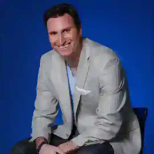 Jon Dowling @ www.chakra17coffee.com