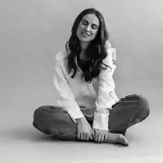 Александра Áрест