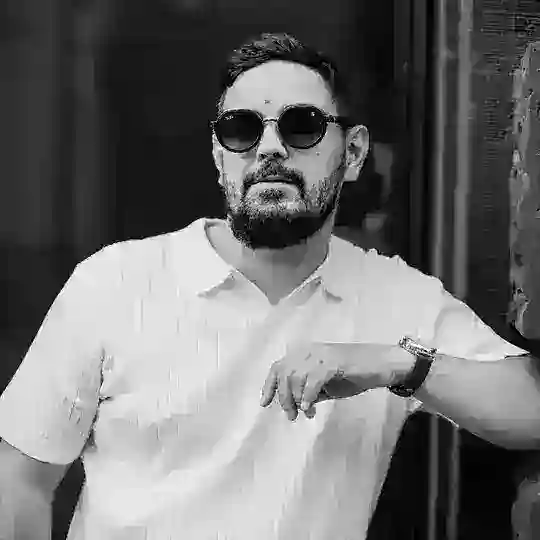 Александр Лебедев