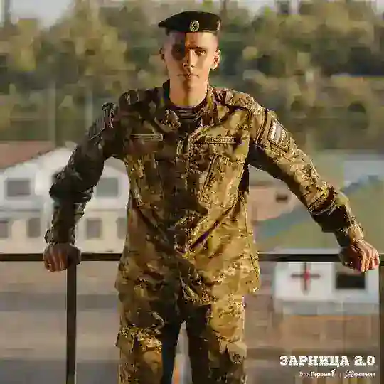 Владислав Головин