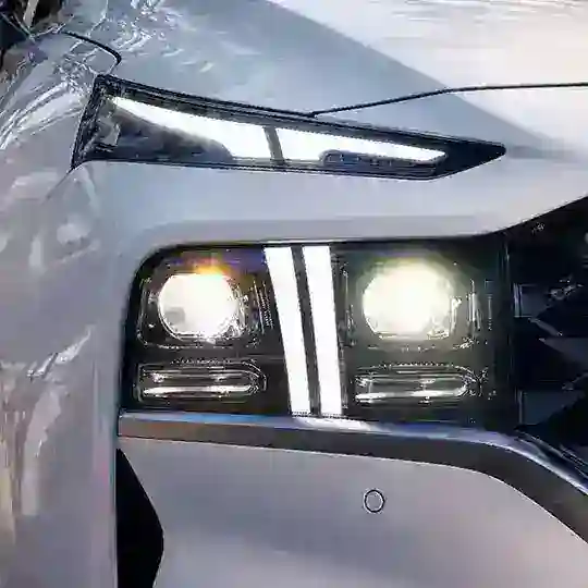 Hyundai Santa Fe TM 4